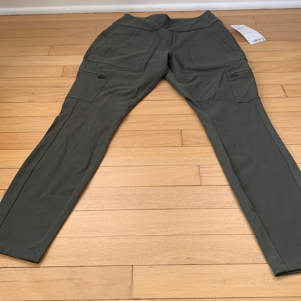 Athleta Highland Hybrid Cargo